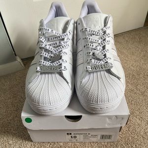 Womens superstar adidas sneakers size 10